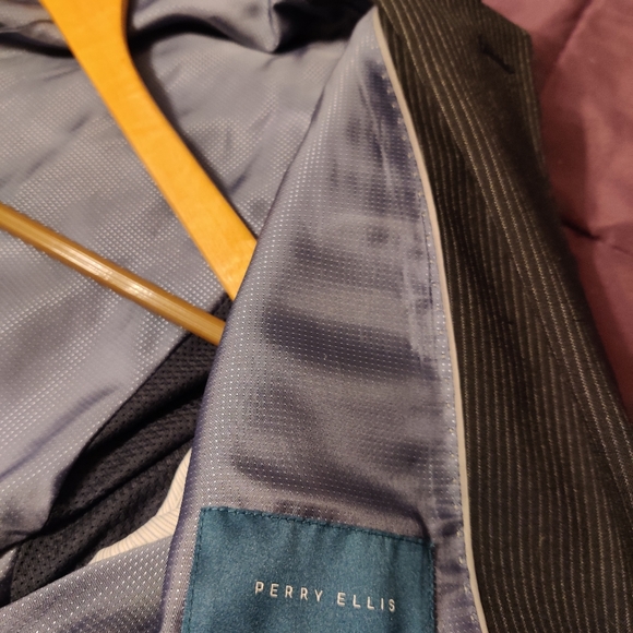 Perry Ellis Suit Jacket - Picture 4 of 4
